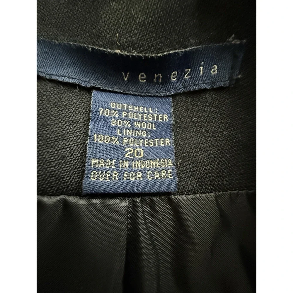 Venezia Women's Size 20 Black Wool Blend Overcoat Plus EUC - Picture 11 of 12